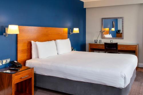 Suite Doble con sofá cama - No fumadores del hotel London Croydon Aerodrome Hotel, BW Signature Collection. Foto 2