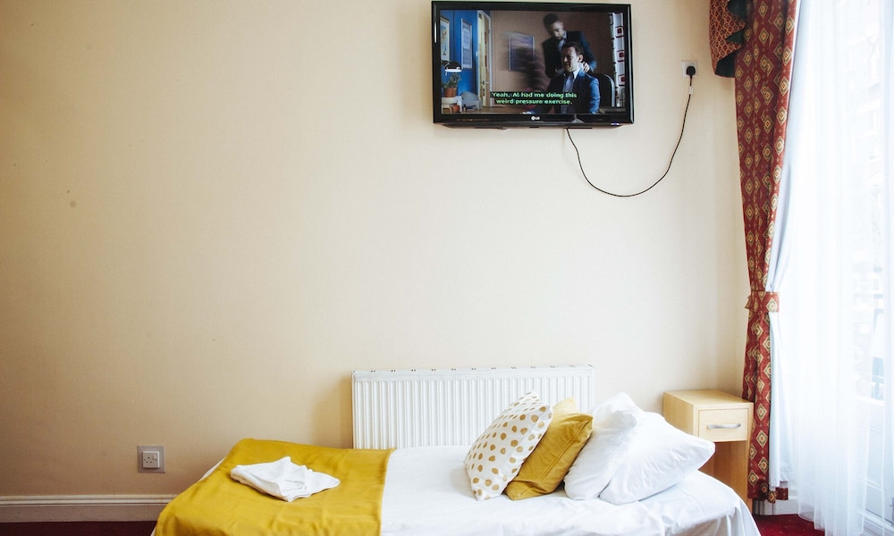 Habitación Estandar del hotel Lord Kensington. Foto 4