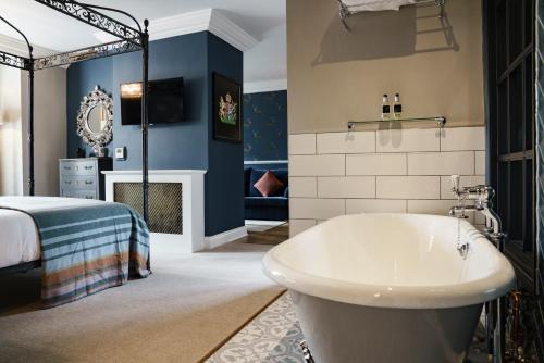 Habitación Doble Superior del hotel The White Hart. Foto 18