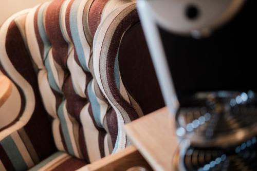 Habitación Deluxe con cama extragrande del hotel The White Hart. Foto 2