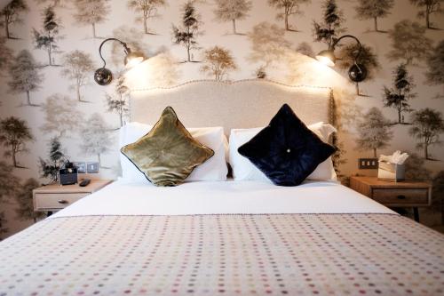 Habitación Deluxe con cama extragrande del hotel The White Hart. Foto 11