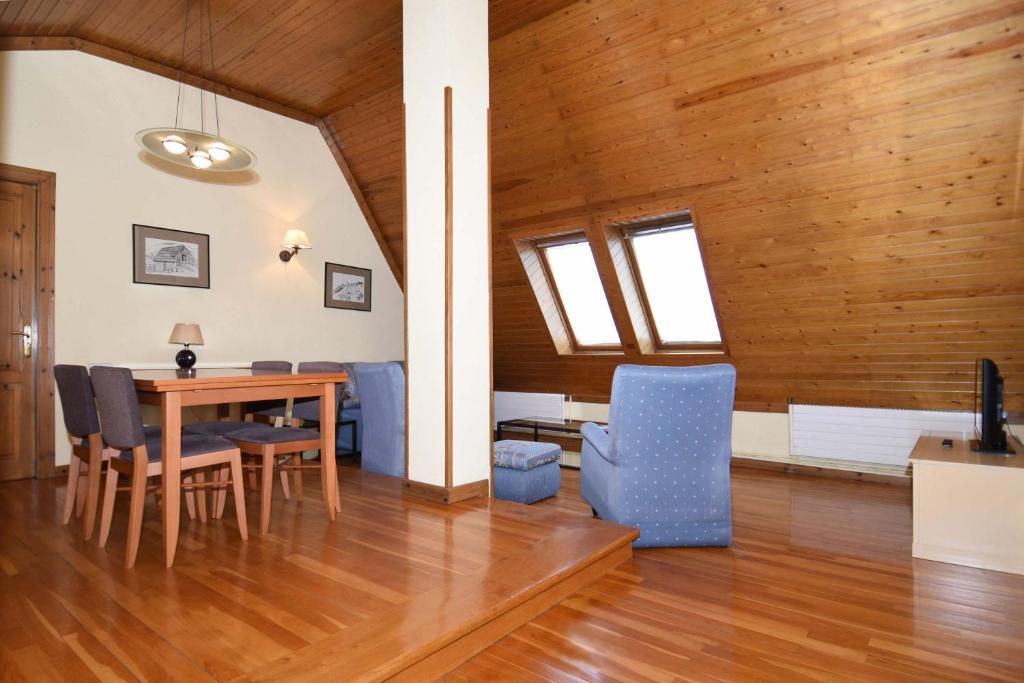 Apartamento Duplex del hotel Rvhotels Tuca. Foto 5