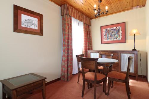 Suite del hotel Rvhotels Tuca. Foto 3