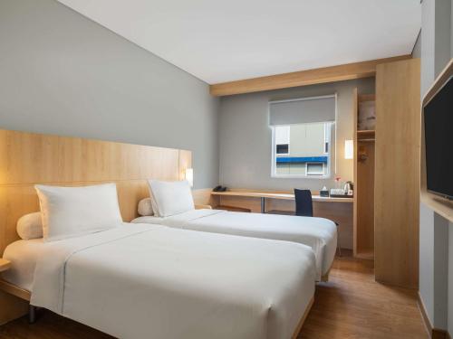 Habitación Doble Estándar - 2 camas del hotel Ibis Jakarta Senen