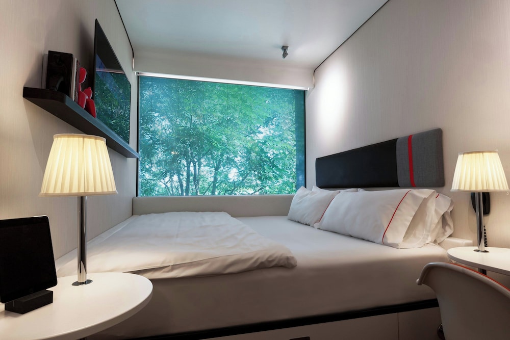 Habitación, 1 cama de matrimonio grande (High floor) del hotel Citizenm Amsterdam South. Foto 7