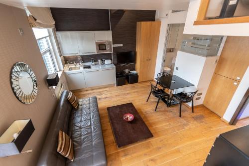 Estudio Triple de 2 plantas del hotel Space Apart. Foto 5