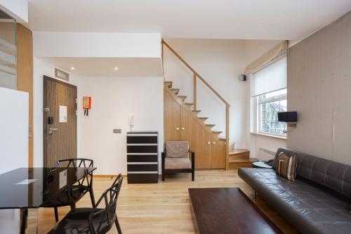 Estudio Triple de 2 plantas del hotel Space Apart. Foto 12