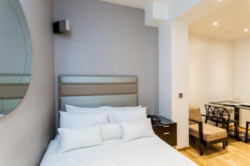 Estudio - Semisótano del hotel Space Apart. Foto 2