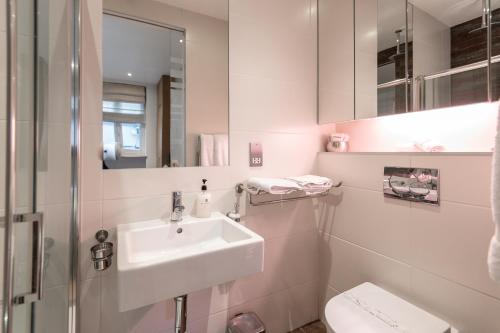 Estudio - Semisótano del hotel Space Apart. Foto 10