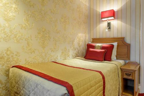 Habitación Individual Económica con baño compartido del hotel Montana London. Foto 1