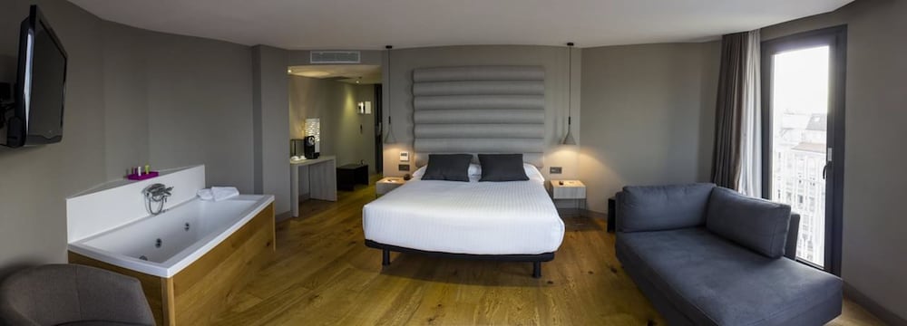 Suite junior del hotel Zenit Vigo. Foto 1