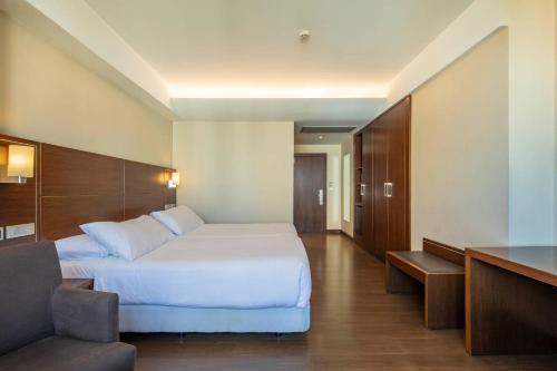 Oferta Especial - Habitación Doble con aparcamiento - 1 o 2 camas del hotel Coia De Vigo