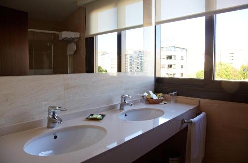 Suite Junior del hotel Coia De Vigo. Foto 1