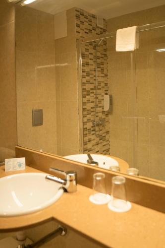 Habitación Triple del hotel Sercotel Tres Luces