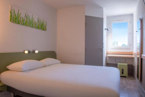 Habitación Doble del hotel ibis budget Aeropuerto Marsella Provenza. Foto 5
