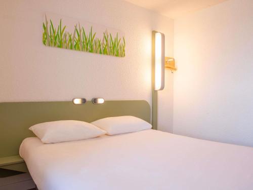 Habitación Doble del hotel ibis budget Aeropuerto Marsella Provenza. Foto 9