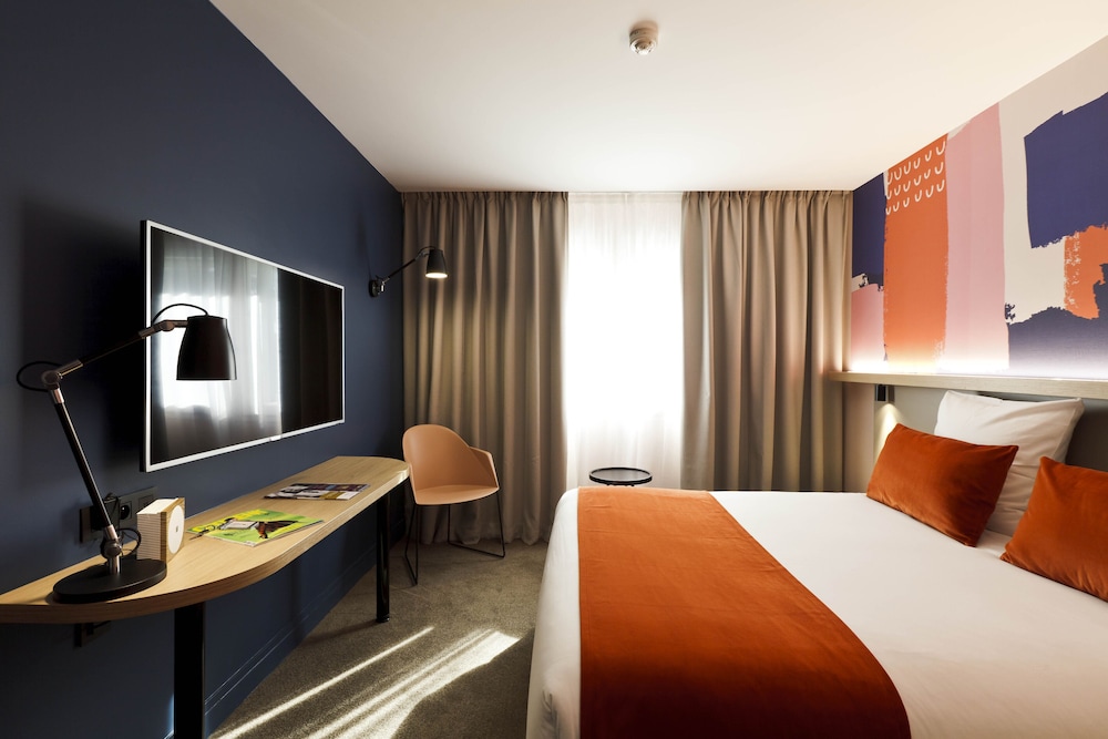 Habitación Clásica - 1 cama doble del hotel Mercure Lyon Charbonnieres. Foto 3