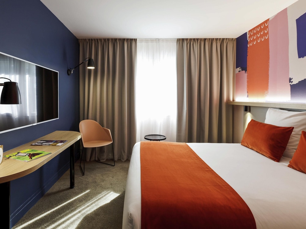 Habitación Clásica - 1 cama doble del hotel Mercure Lyon Charbonnieres. Foto 10