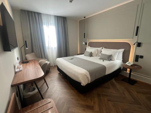 Habitación Deluxe del hotel Silken Rona Dalba