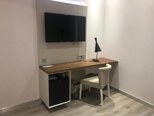 Habitación Deluxe del hotel Silken Rona Dalba. Foto 4