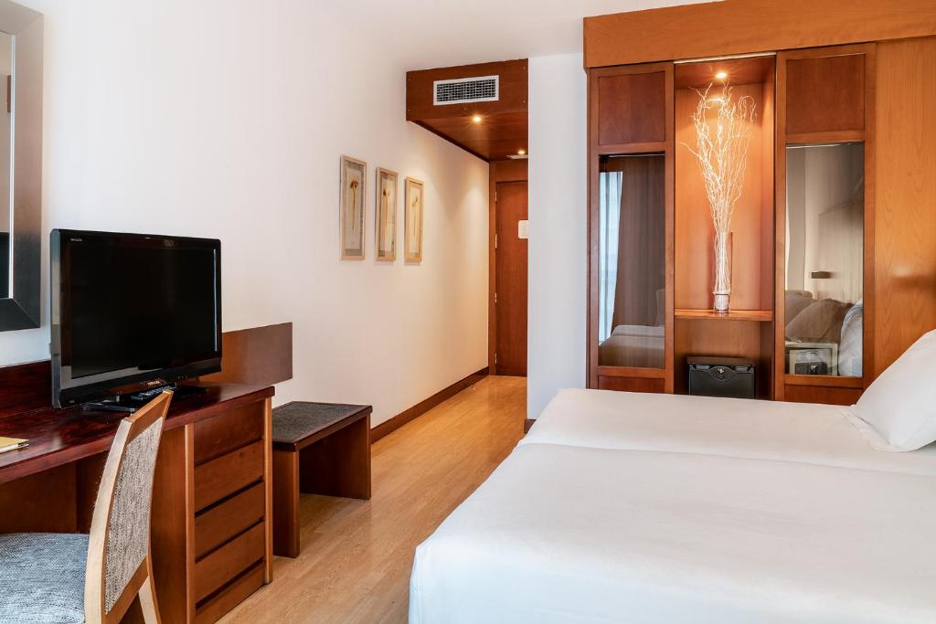 Habitación doble del hotel Vincci Ciudad De Salamanca. Foto 4