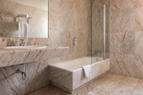 Habitación Doble Superior del hotel Exe Salamanca. Foto 4