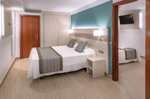 Habitación Familiar del hotel 4r Miramar Calafell