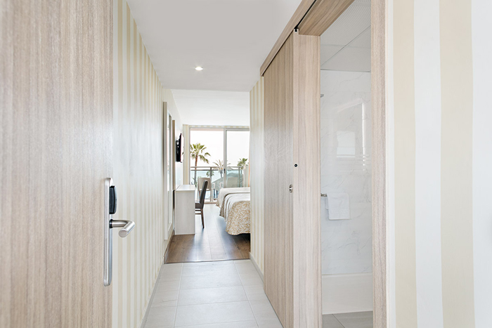 Habitación Cuádruple Estándar del hotel Best Maritim. Foto 1