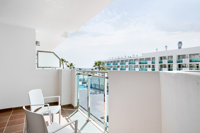 Habitación doble Vista Piscina Vista Parcial Mar del hotel Best Maritim. Foto 1