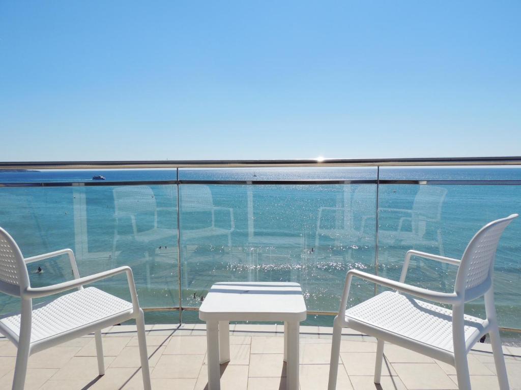 Habitación Doble Panorámica del hotel Augustus. Foto 3