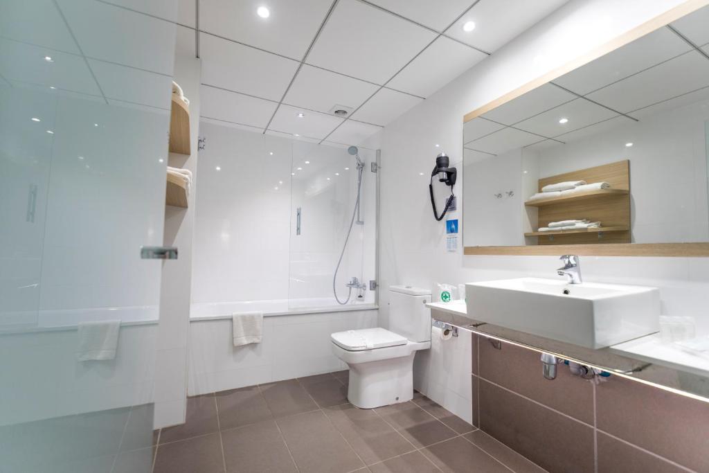 Habitación quíntuple del hotel Augustus. Foto 3