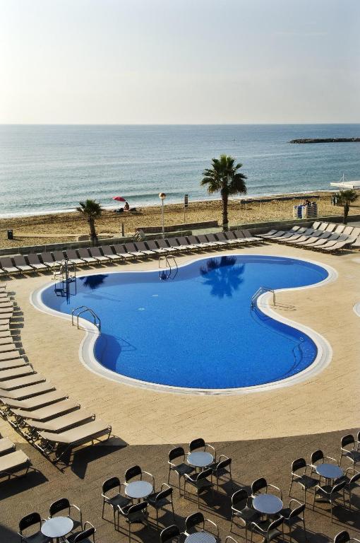 Habitación doble Vista Piscina del hotel Augustus. Foto 2
