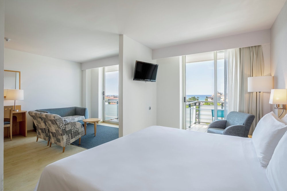 Suite SOL con Vistas al Mar del hotel Sol Port Cambrils