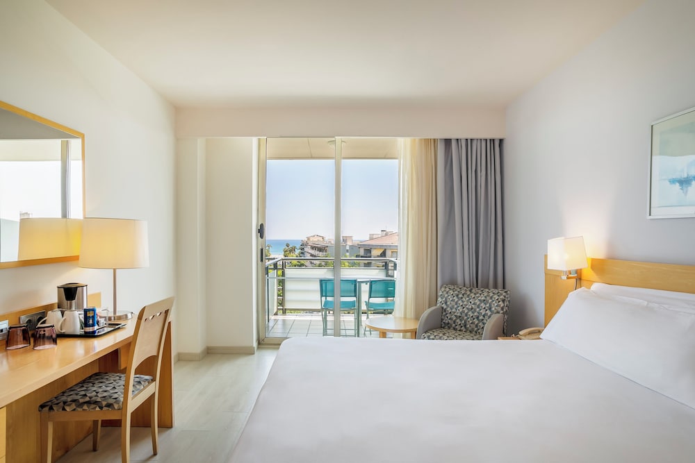 Habitación Premium con vistas al mar del hotel Sol Port Cambrils