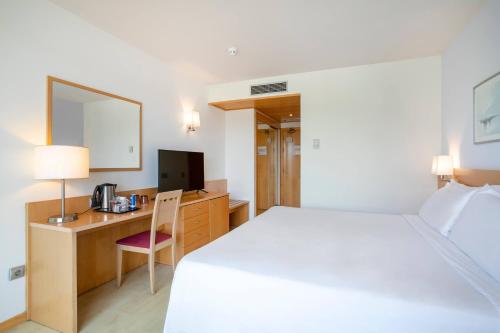Habitación Premium del hotel Sol Port Cambrils. Foto 2