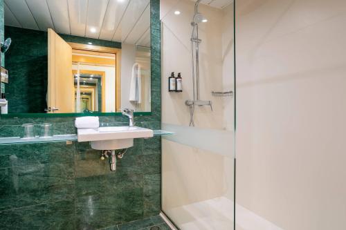 Habitación Premium del hotel Sol Port Cambrils. Foto 4