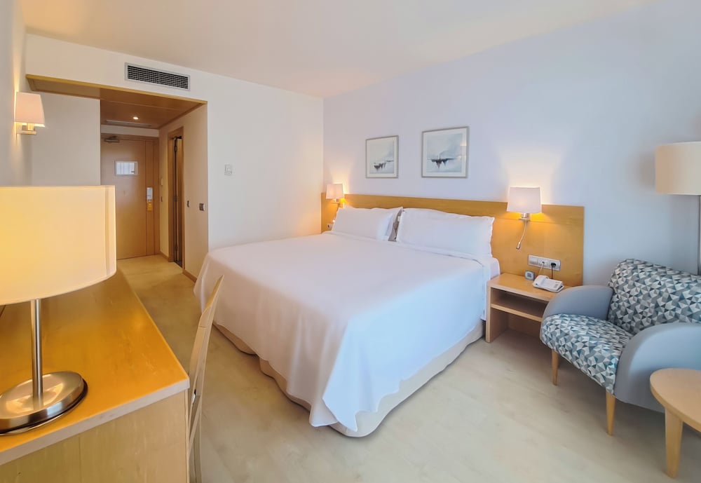 Habitación Estándar con vistas a la ciudad del hotel Sol Port Cambrils