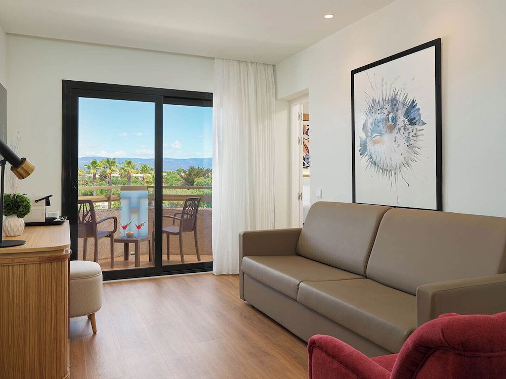Suite Junior del hotel H10 Cambrils Playa