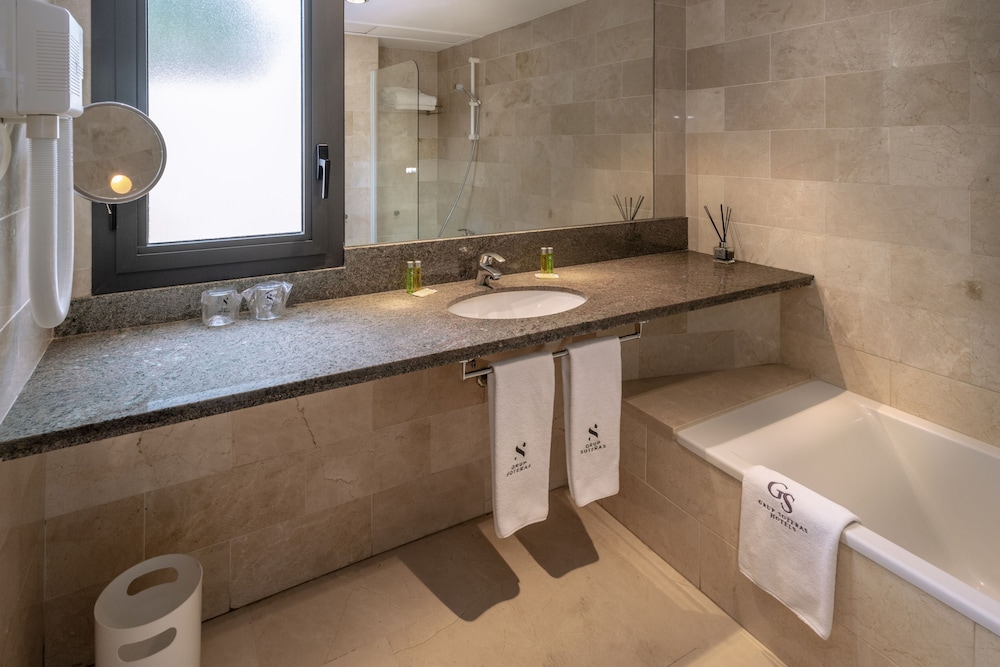 Habitación Premium del hotel Gran Rey Don Jaime. Foto 4