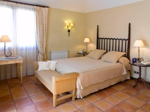 Habitación Doble Clásica - 2 camas del hotel Gran Rey Don Jaime. Foto 7