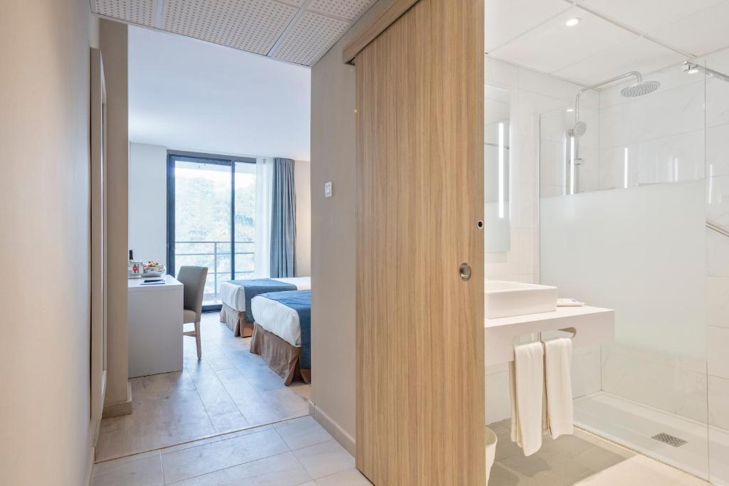 Habitación doble Vista Piscina del hotel Best Sol D'or. Foto 2