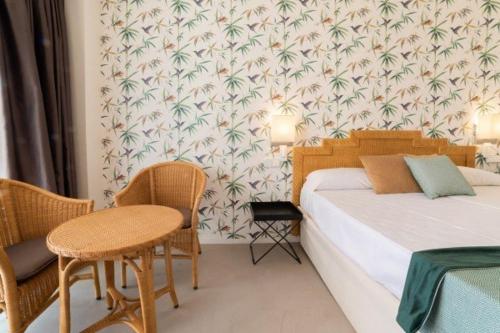 Habitación Estandar del hotel Palas Pineda. Foto 1