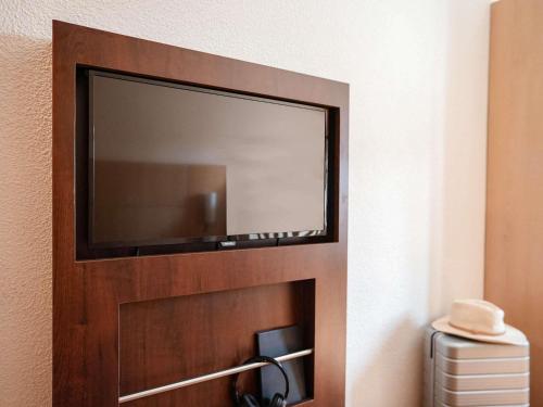 Habitación Doble Estándar - 2 camas del hotel Ibis Porto Centro São Bento. Foto 5