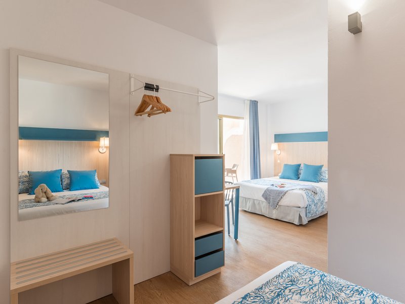 Habitación triple del hotel Salou Beach By Pierre and Vacances. Foto 6