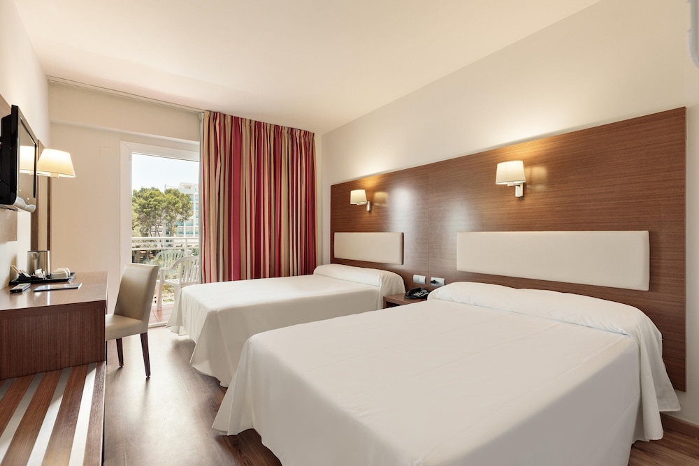 Habitación Triple del hotel Best Oasis Park. Foto 8