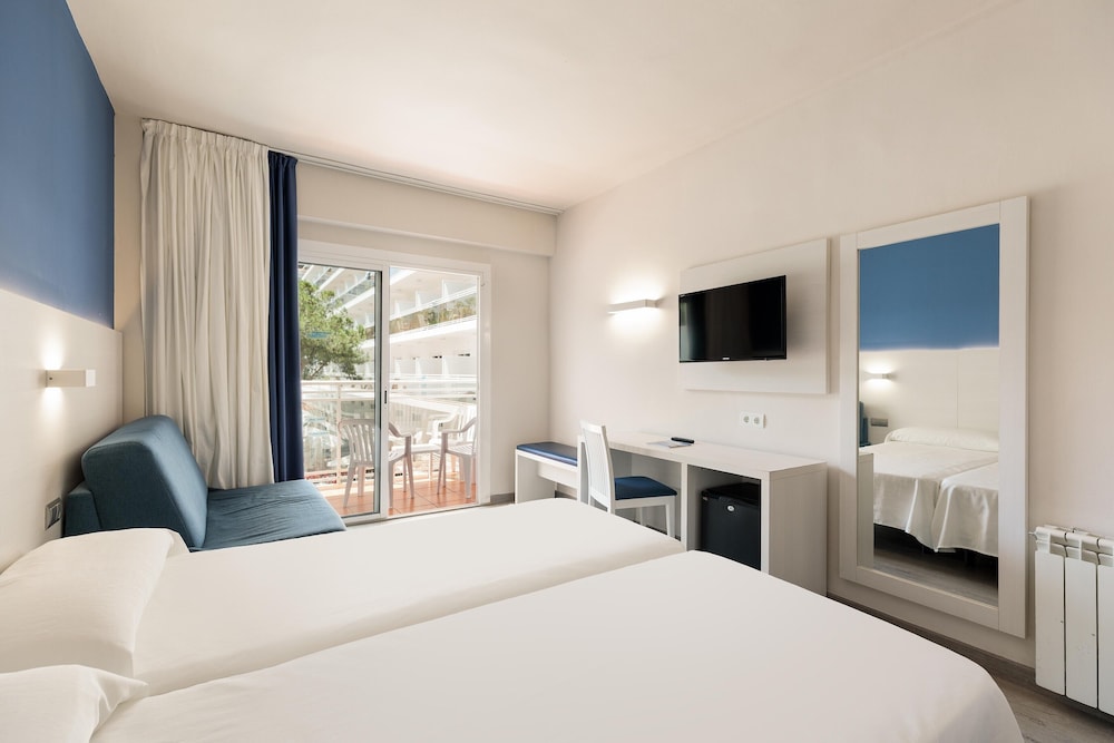Habitación Estandar del hotel Best Oasis Park. Foto 20