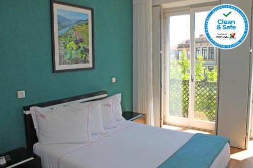 Habitación doble con balcón del hotel Vivacity Porto