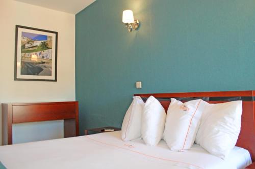 Habitación Doble Superior con Balcón del hotel Vivacity Porto. Foto 2
