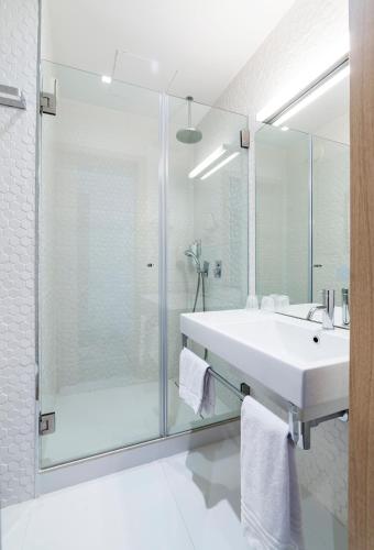 Habitación Doble Estándar - 2 camas del hotel Moov Porto Centro