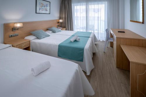 Habitación Doble Estándar con acceso al spa del hotel 4r Salou Park Resort II